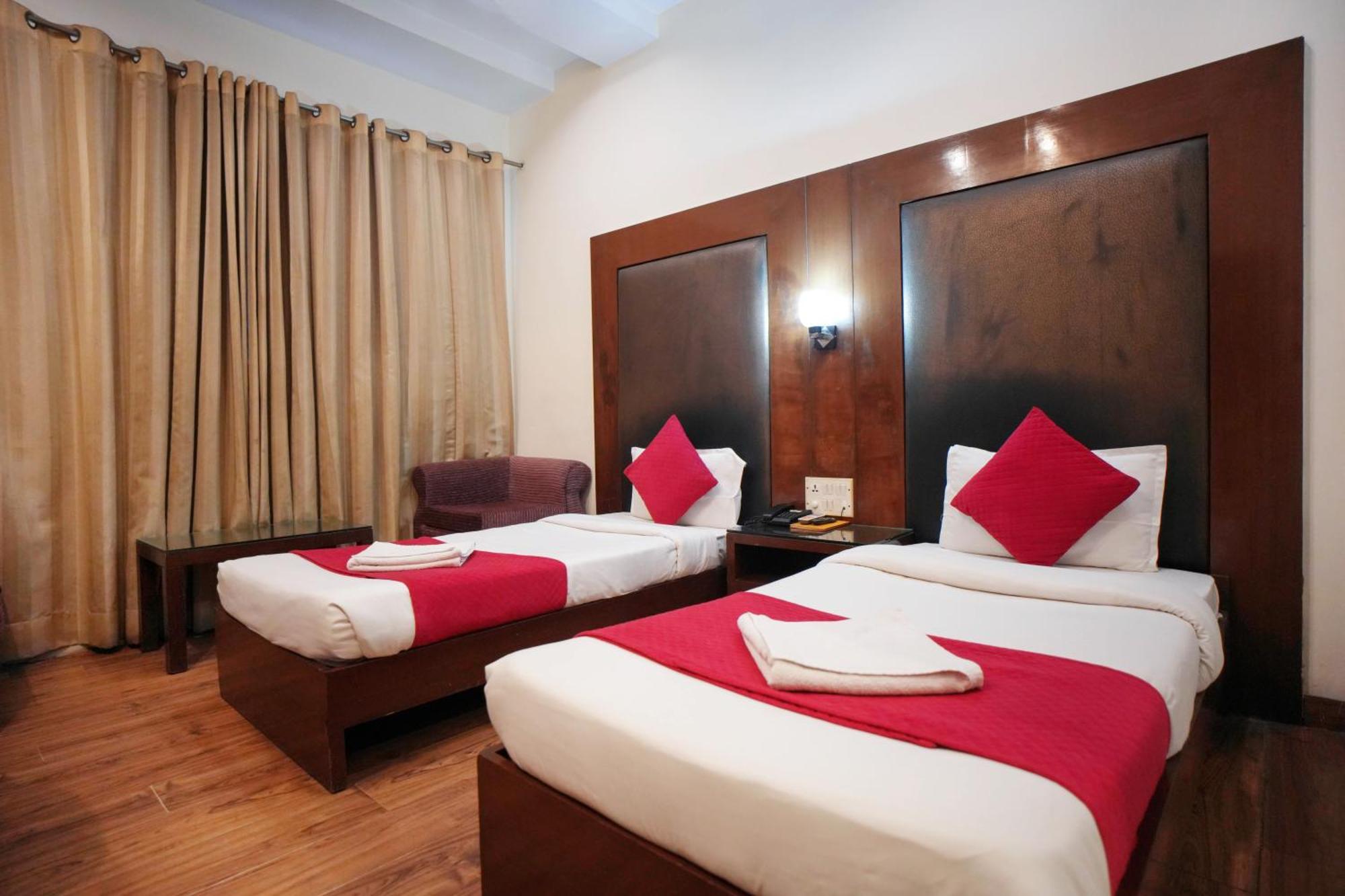 Hotel Haris Mg Road Gurugram Gurgaon Buitenkant foto